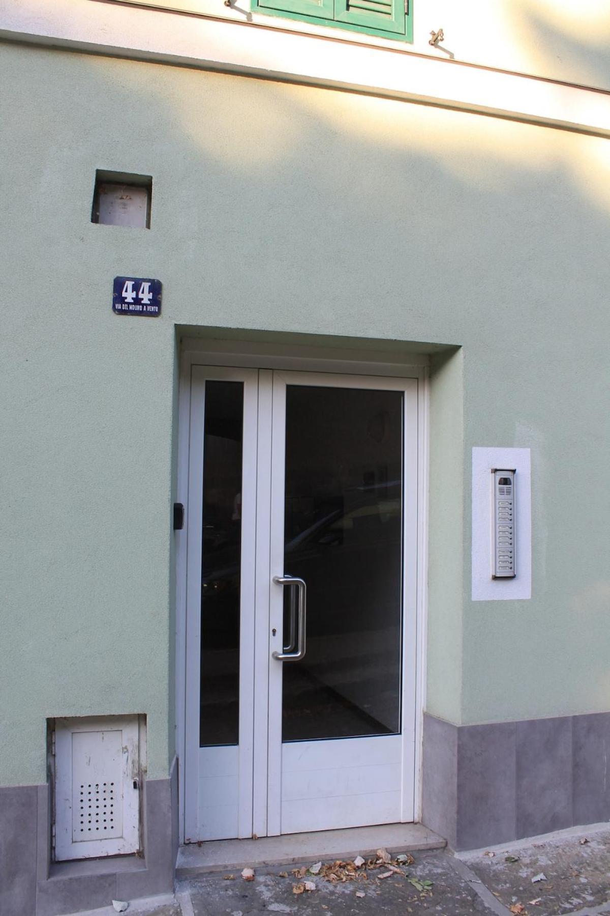 Terrace44 Oasi Di Pace E Relax Nel Cuore Di Trieste Eksteriør billede